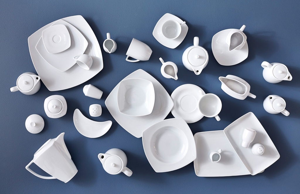 PLATO SOPERO 22cm PORCELANA ELEGANCE CUADRADA #301647