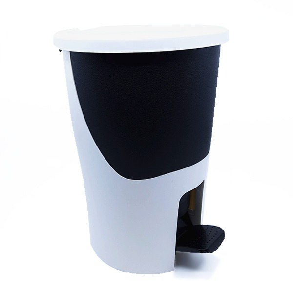 BOTE REDONDO CON PEDAL 4.2 L - 1467